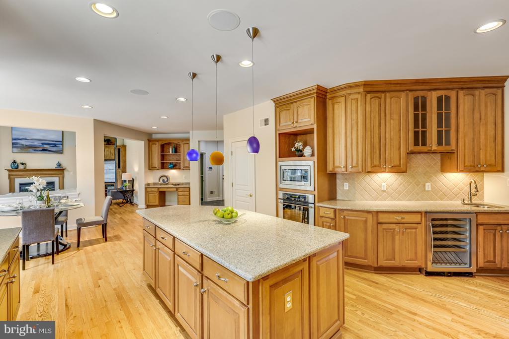 1016 Eaton Dr