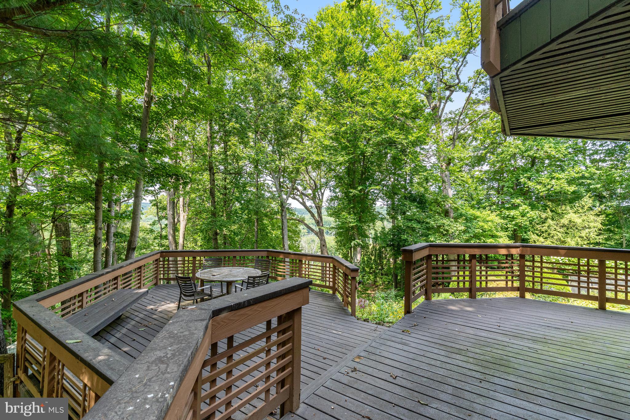 718 Bulls Neck Rd