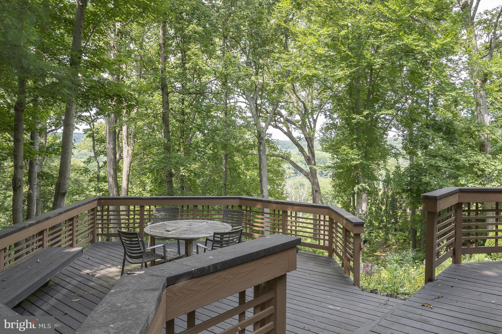 718 Bulls Neck Rd