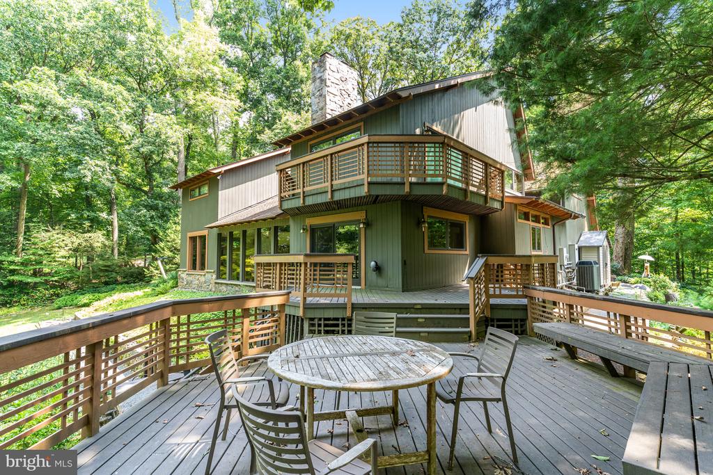 718 Bulls Neck Rd