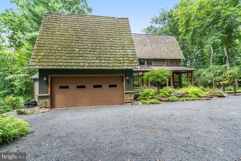 718 Bulls Neck Rd