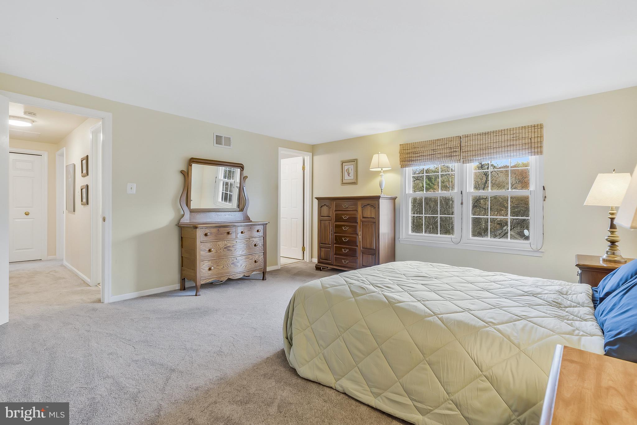 1033 Riva Ridge Dr