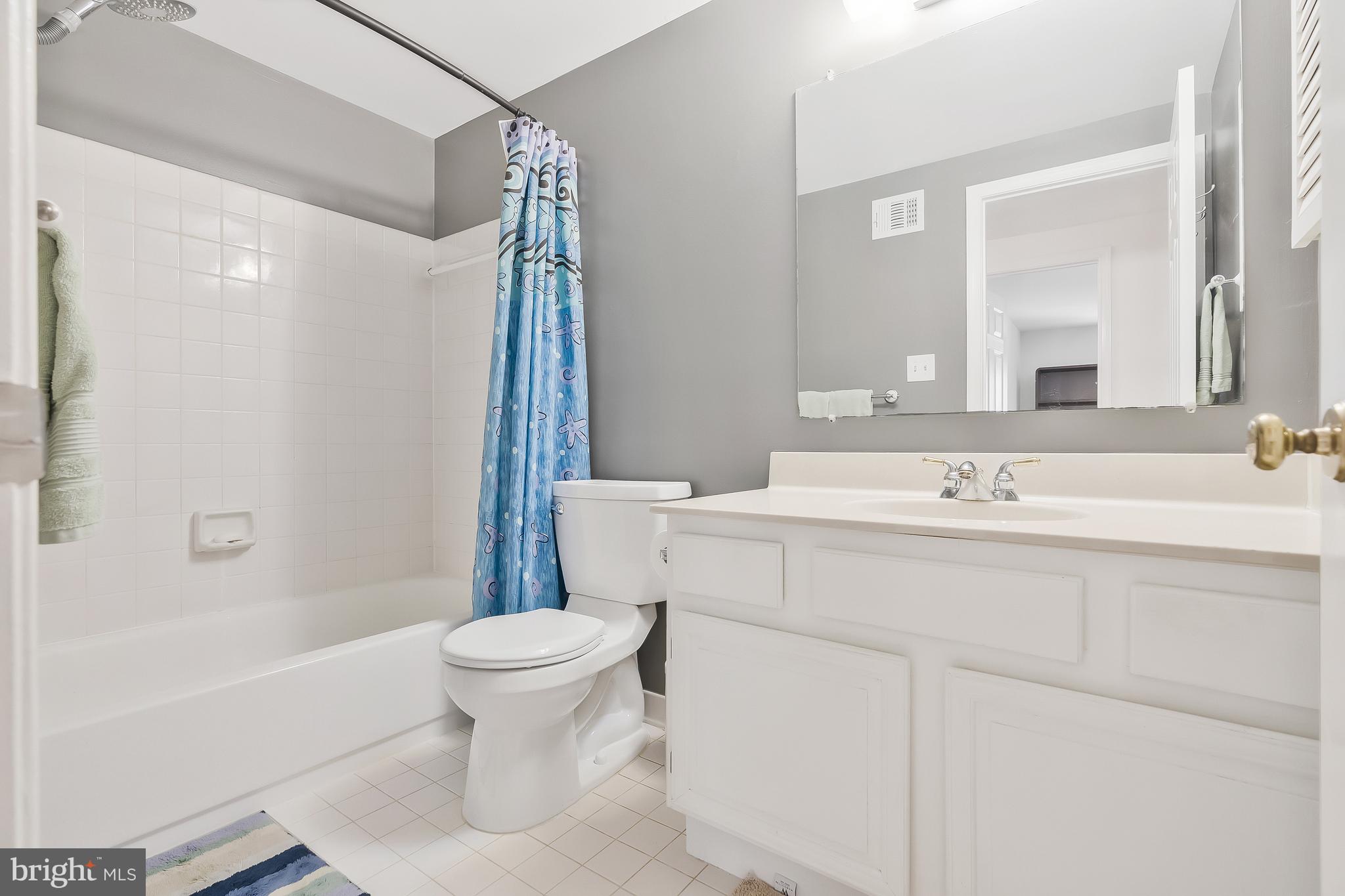 1033 Riva Ridge Dr
