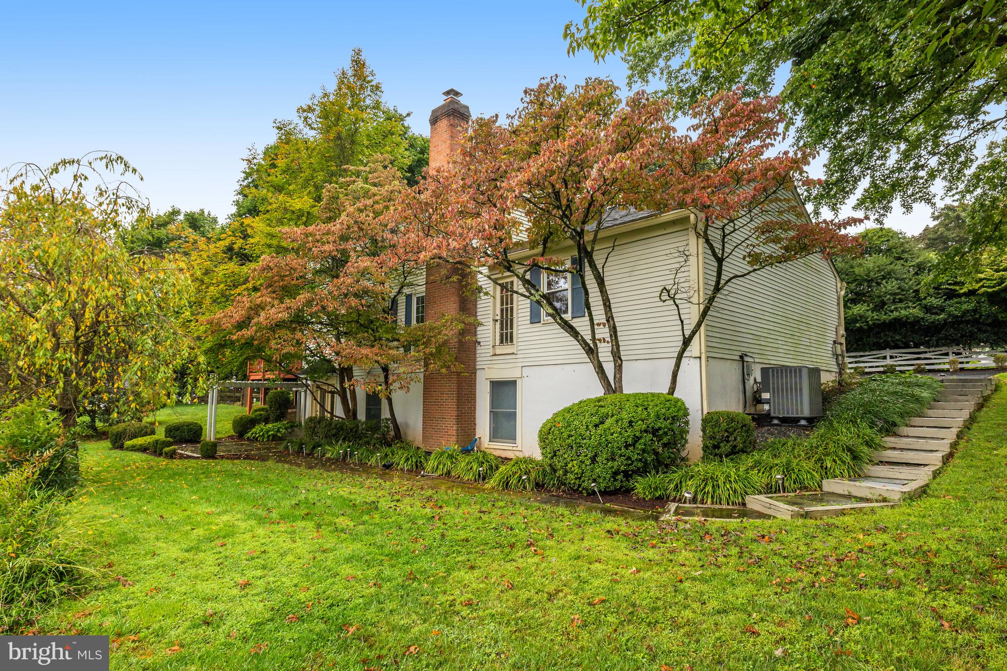 1033 Riva Ridge Dr