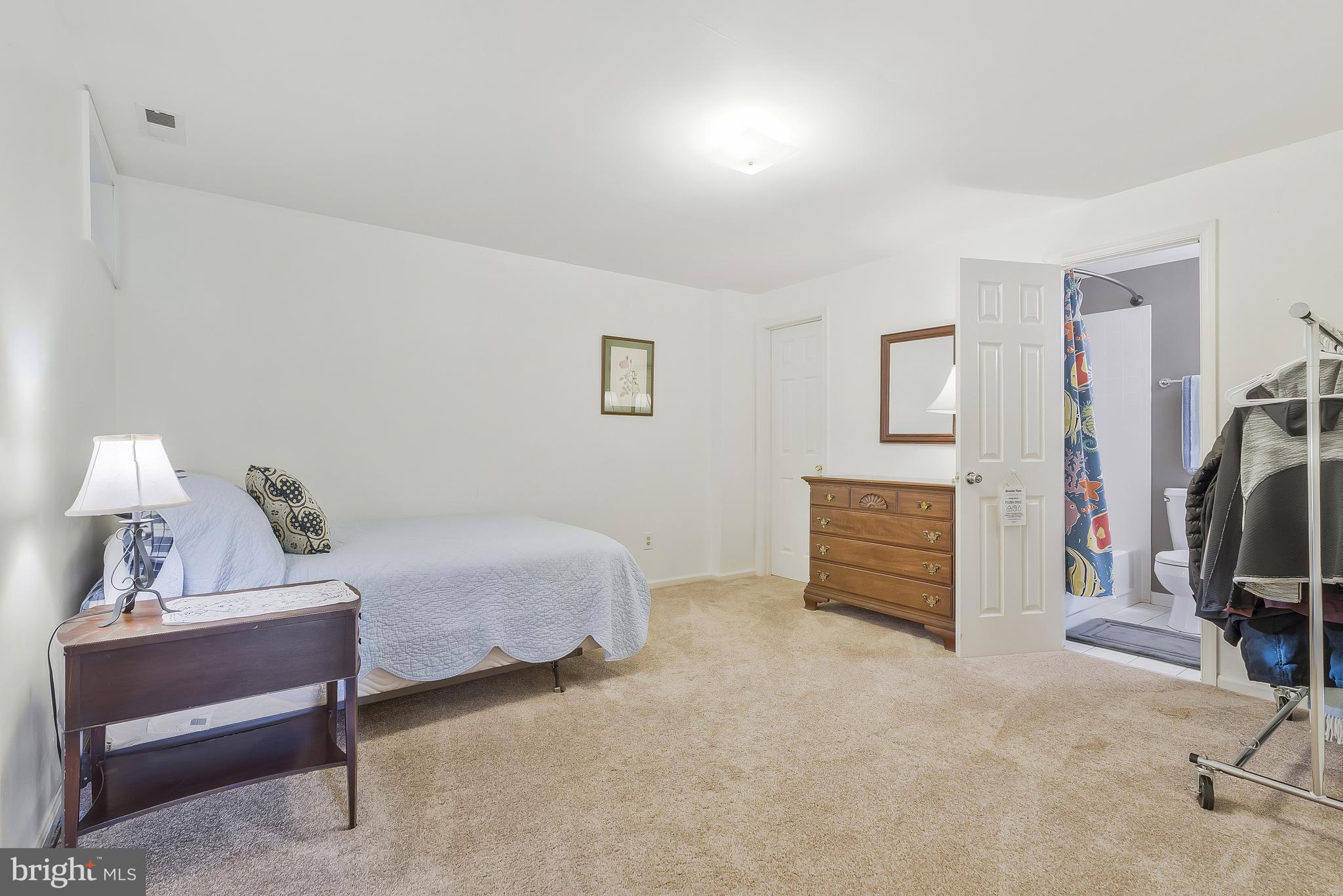 1033 Riva Ridge Dr