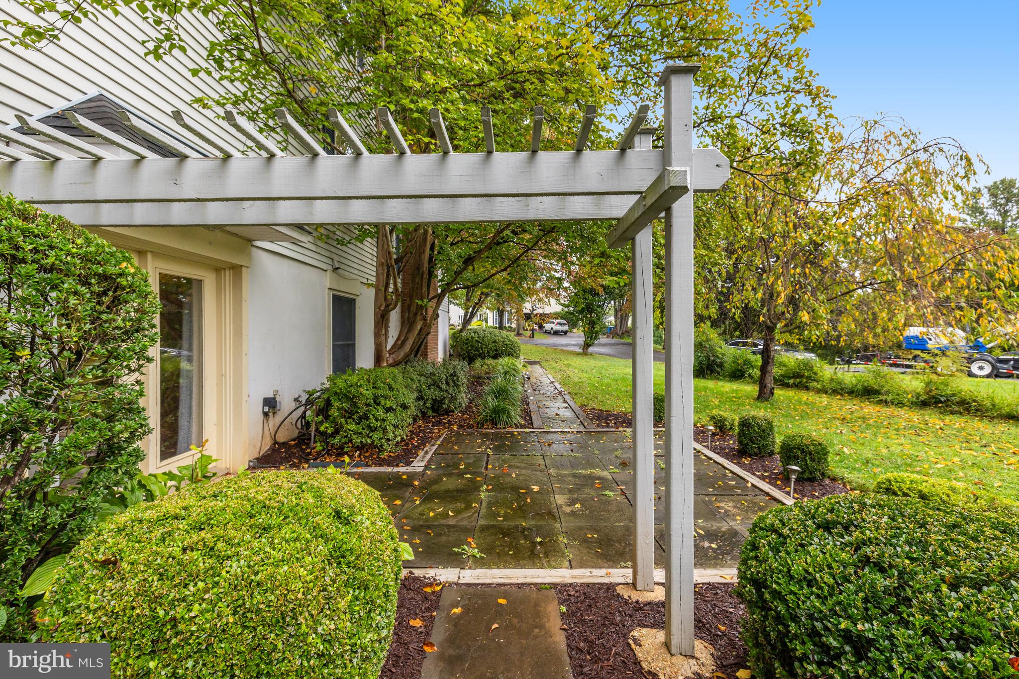 1033 Riva Ridge Dr