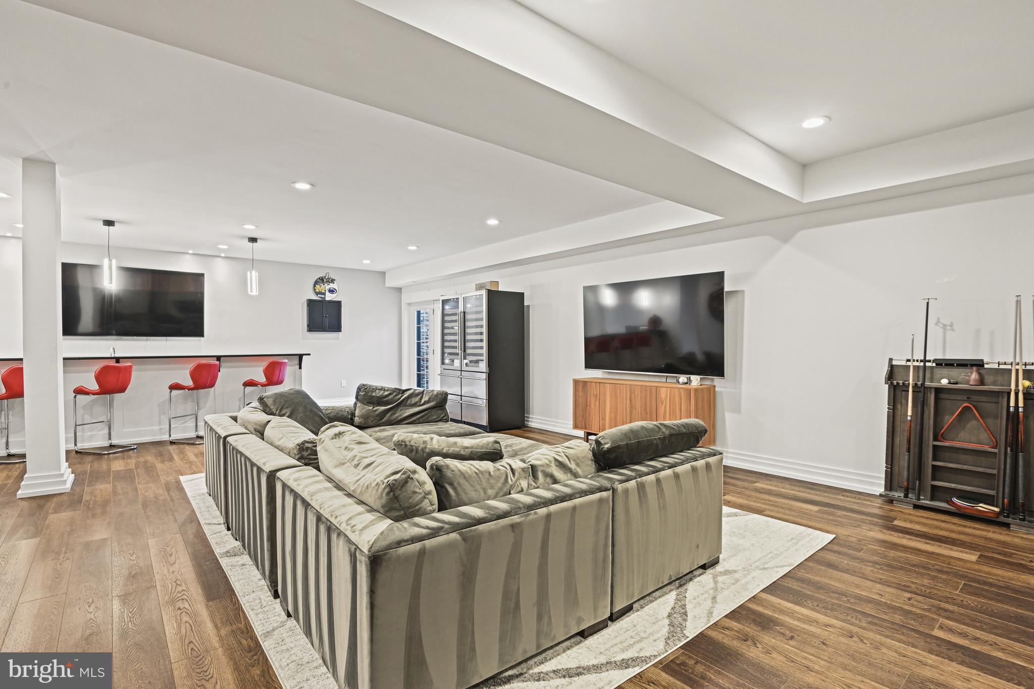 1549 Brookhaven Dr