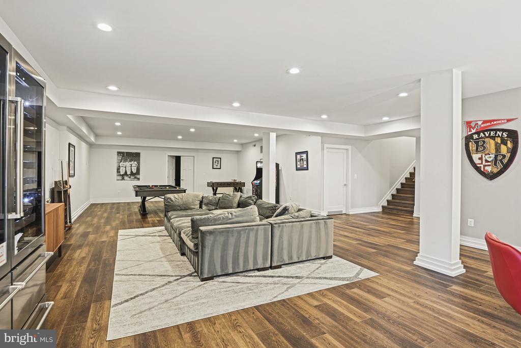 1549 Brookhaven Dr