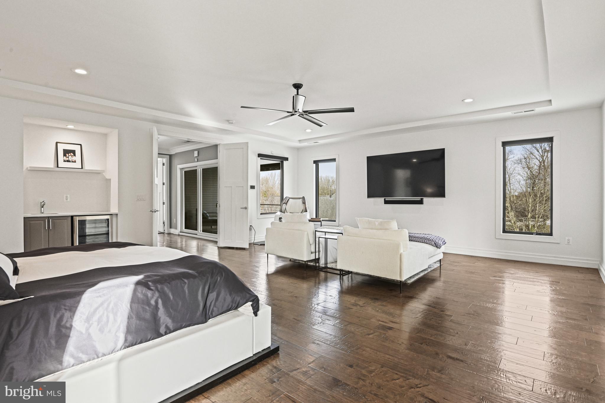 1549 Brookhaven Dr