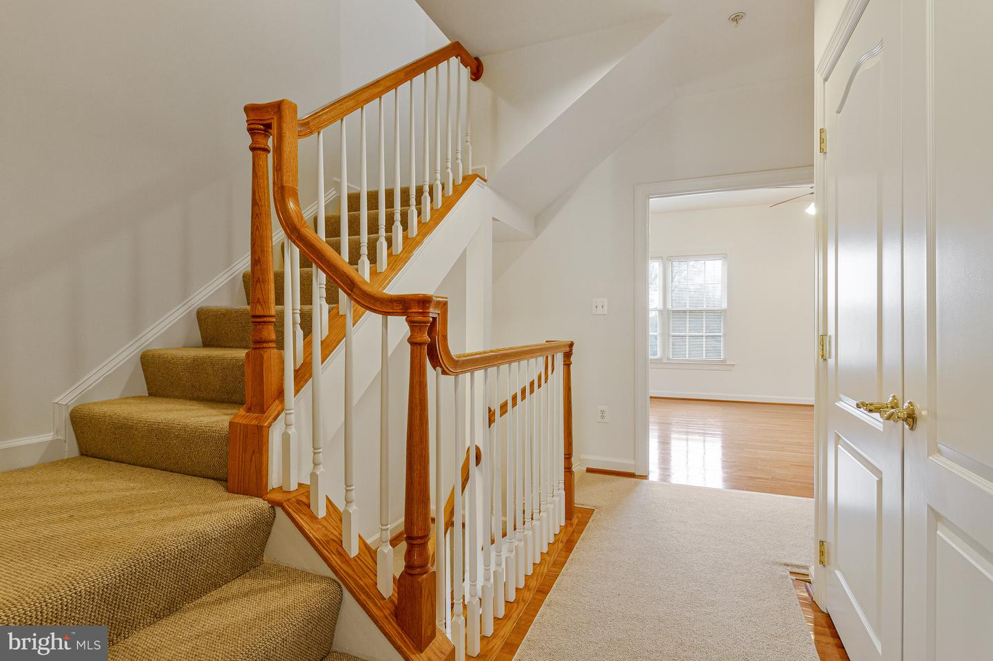1646 Colonial Hills Dr