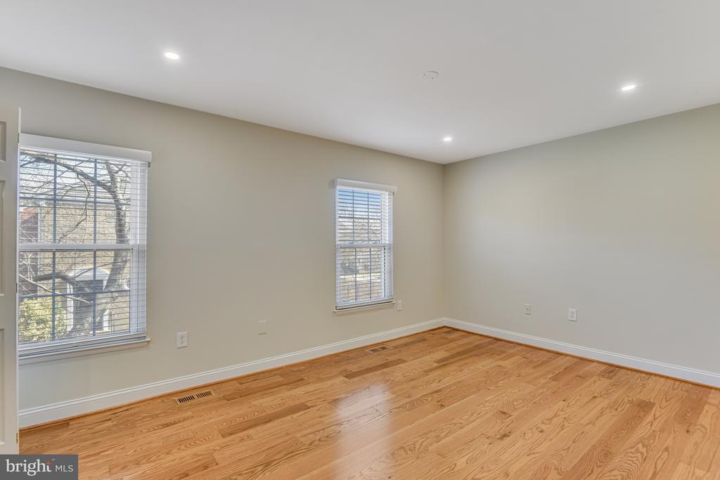 10365 GRANITE CREEK LN