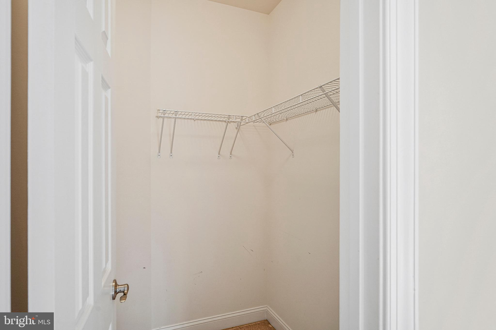 1631 Irvin St