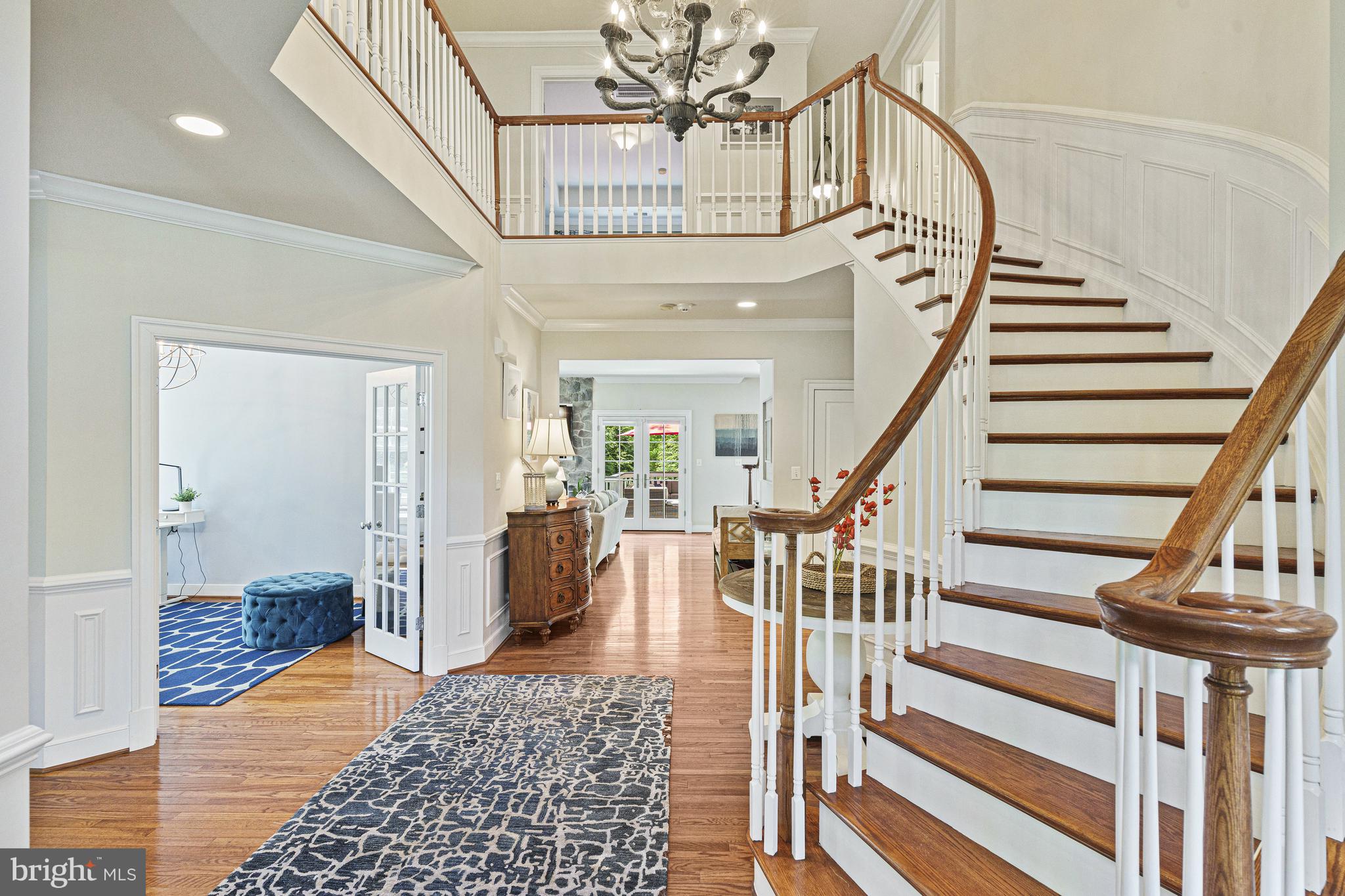 1912 Corliss Ct