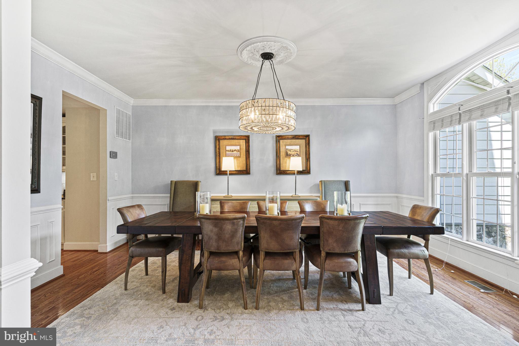 1912 Corliss Ct