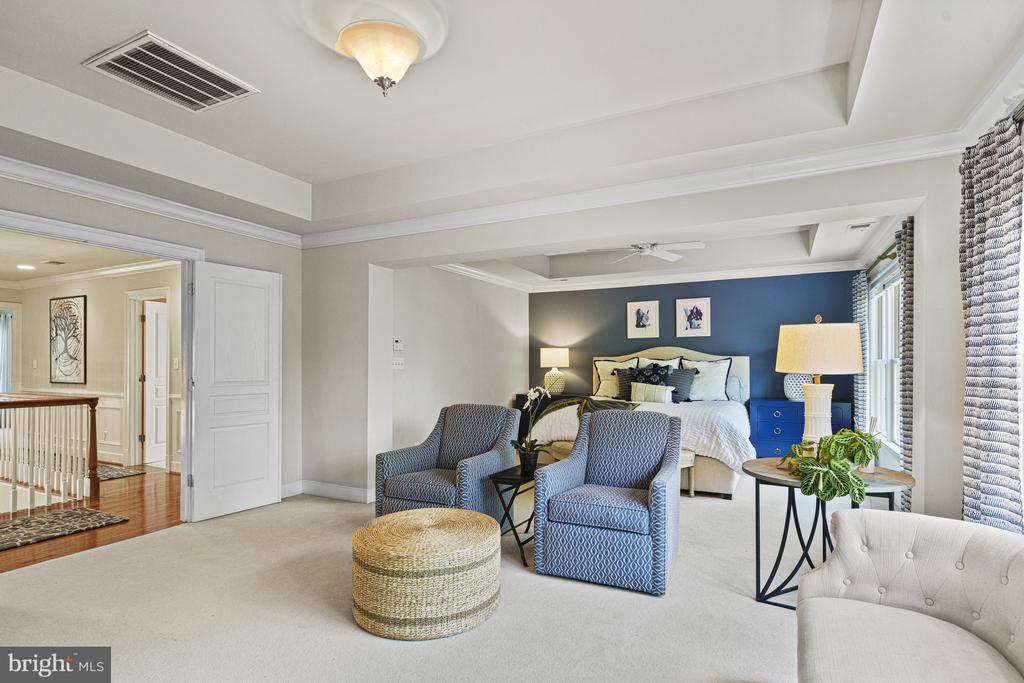 1912 Corliss Ct