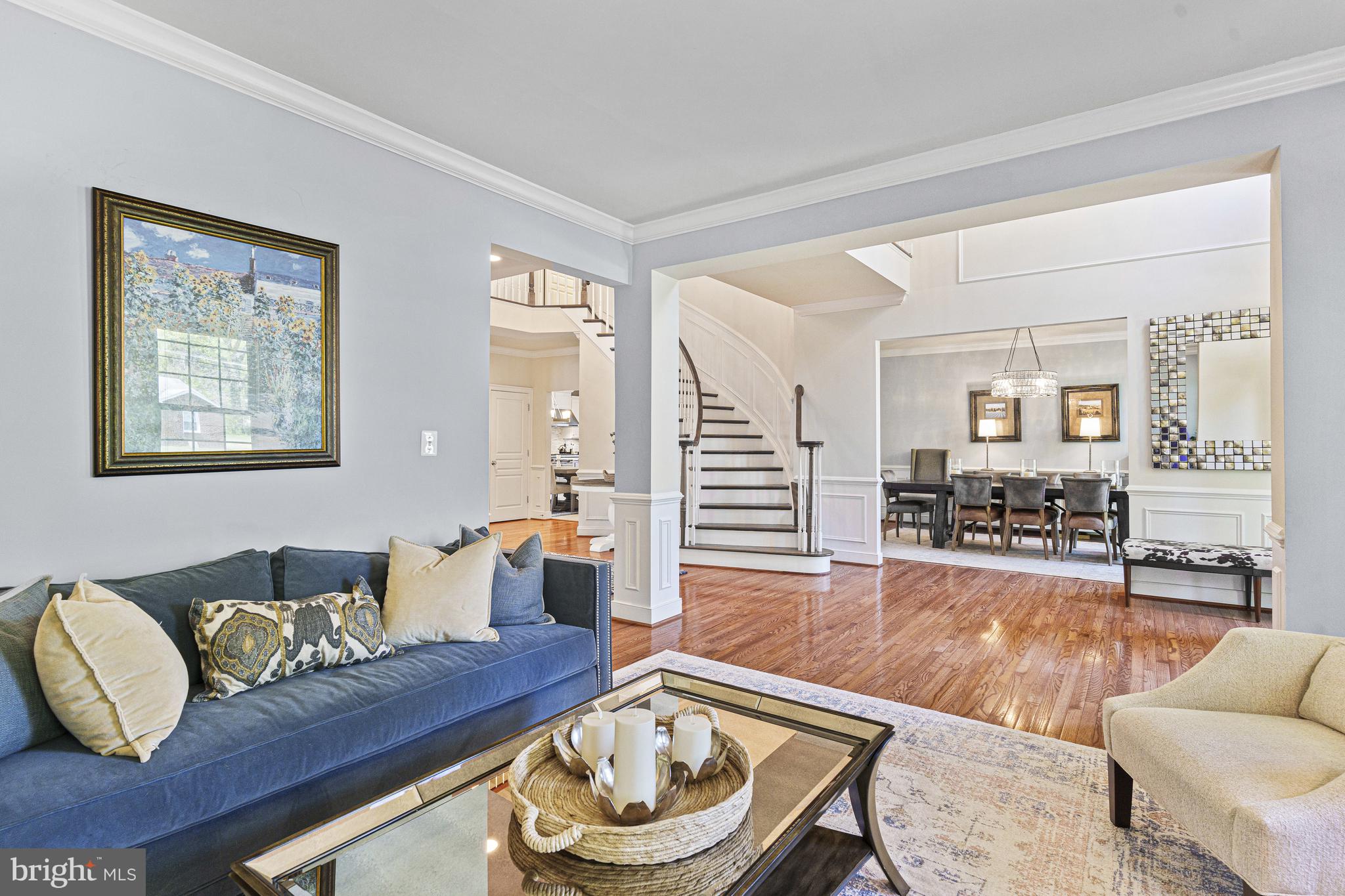 1912 Corliss Ct