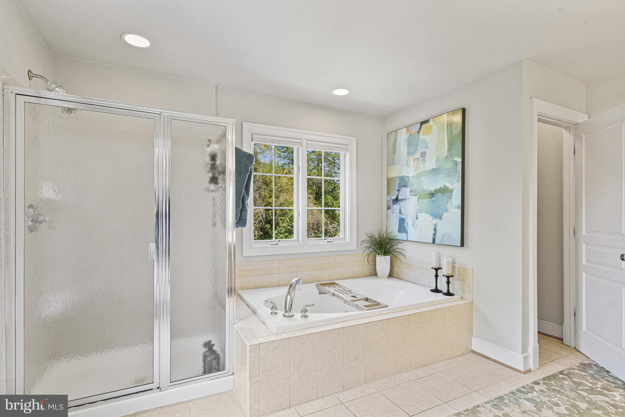 1912 Corliss Ct