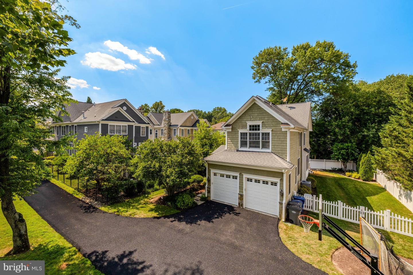 1519 Pathfinder Ln