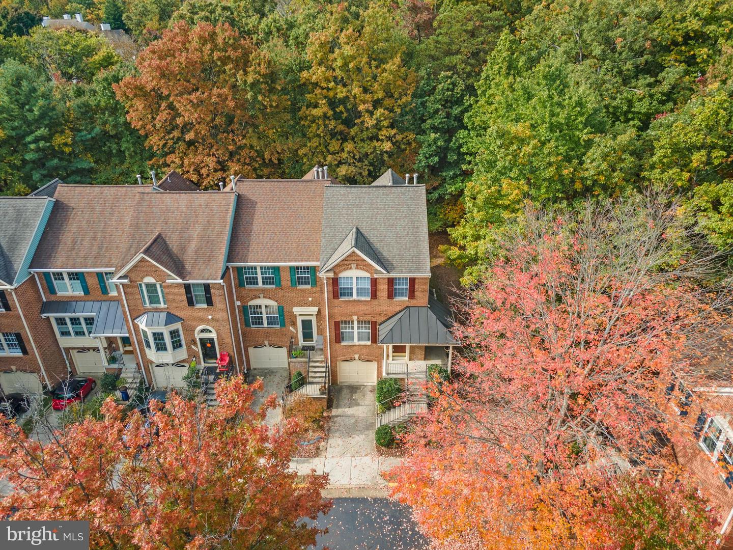 1468 PARK GARDEN LN