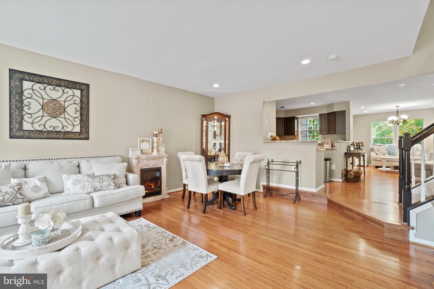 1468 PARK GARDEN LN