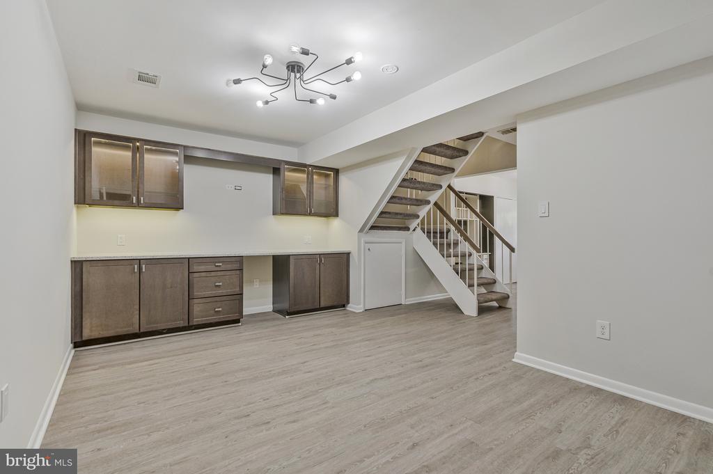 3007 MISSION SQUARE DRIVE