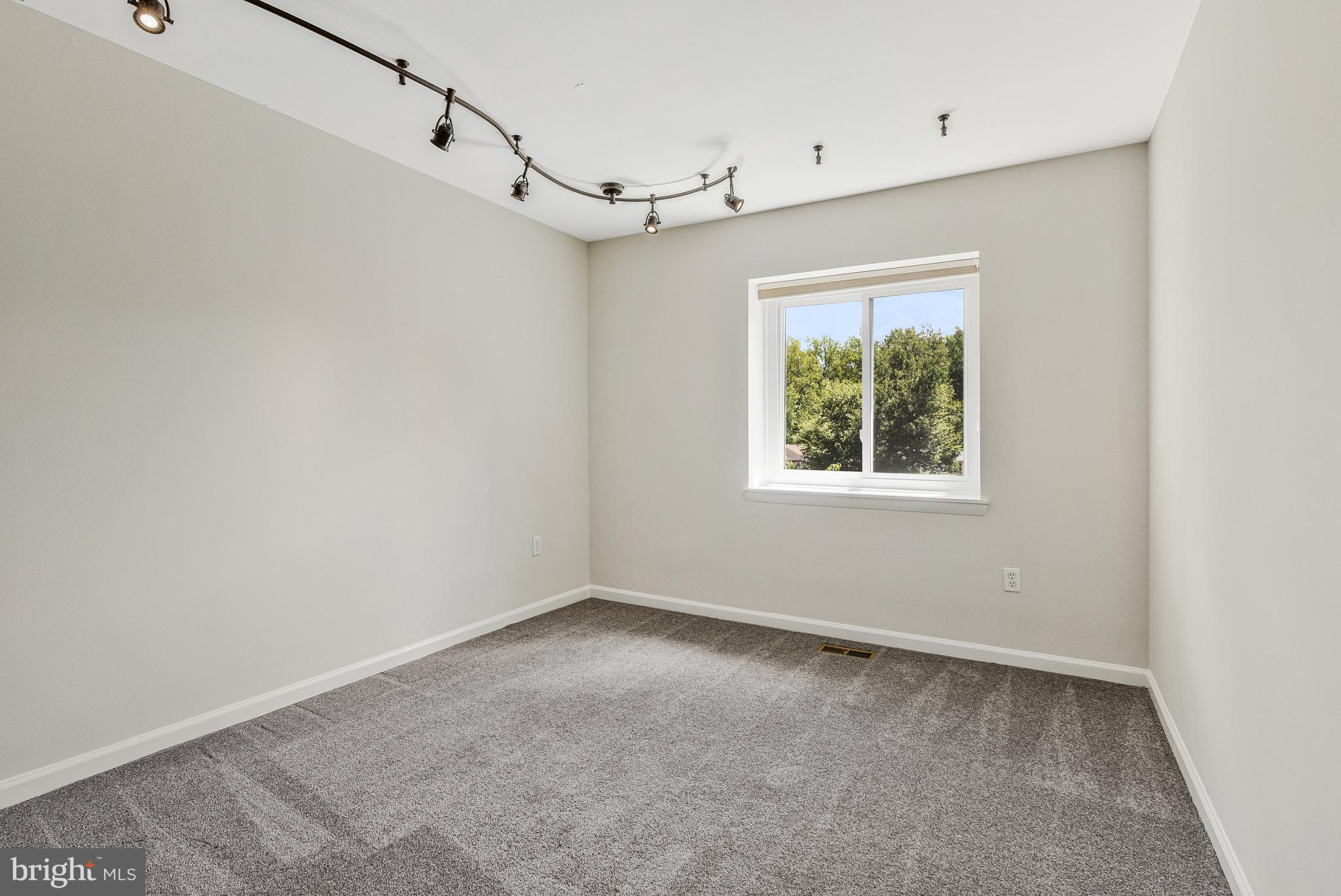 3007 MISSION SQUARE DRIVE