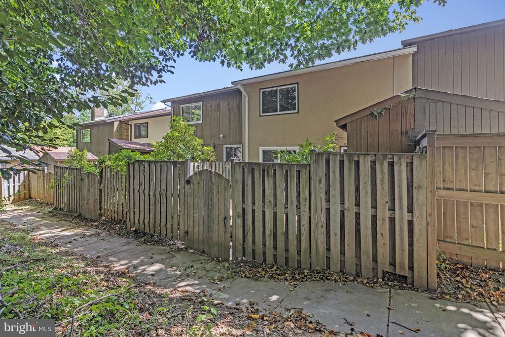 3007 MISSION SQUARE DRIVE