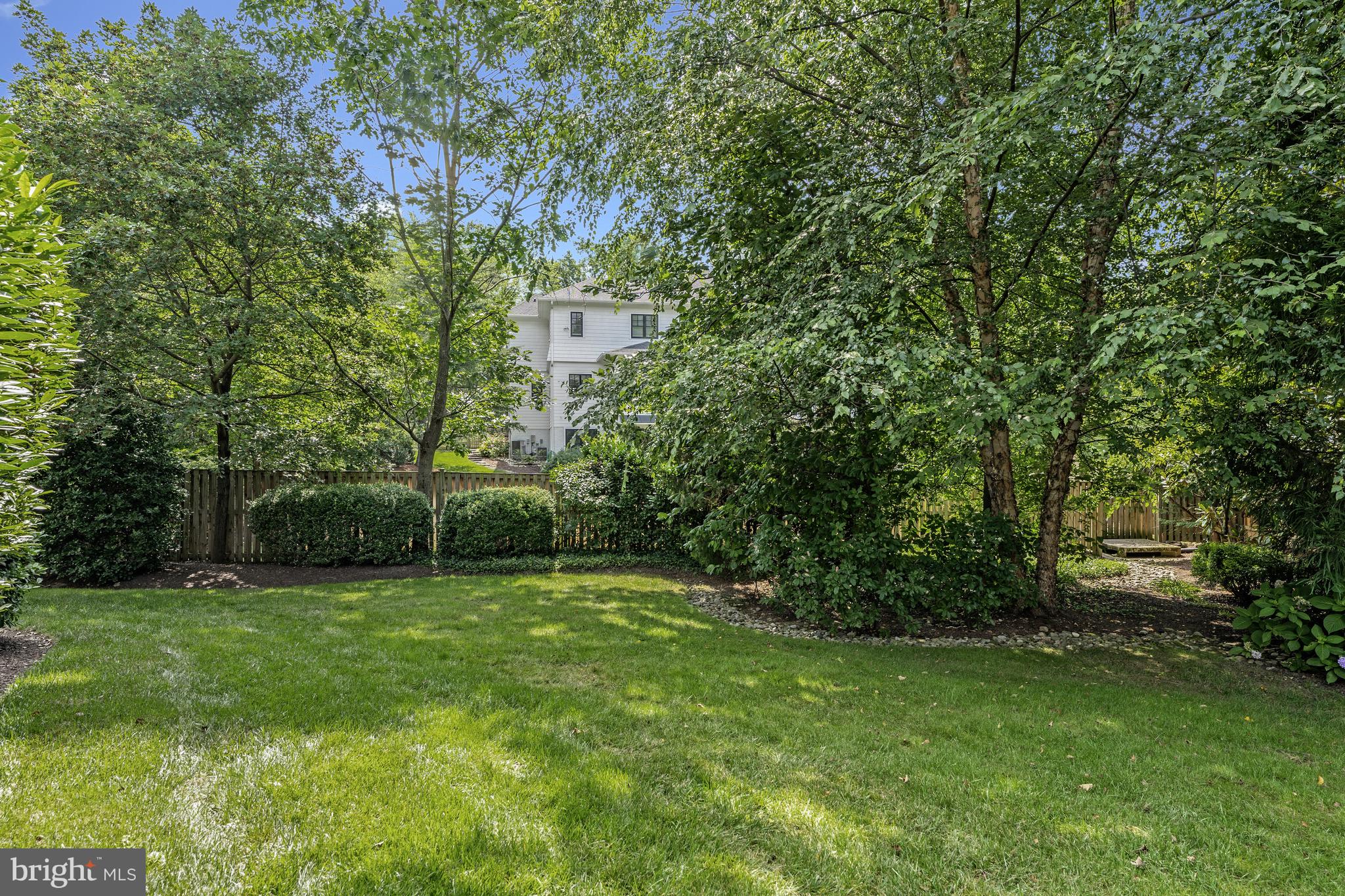 6031 CORLAND COURT