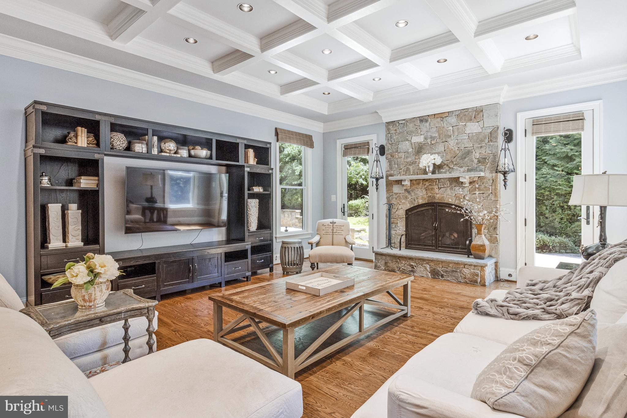 6031 CORLAND COURT