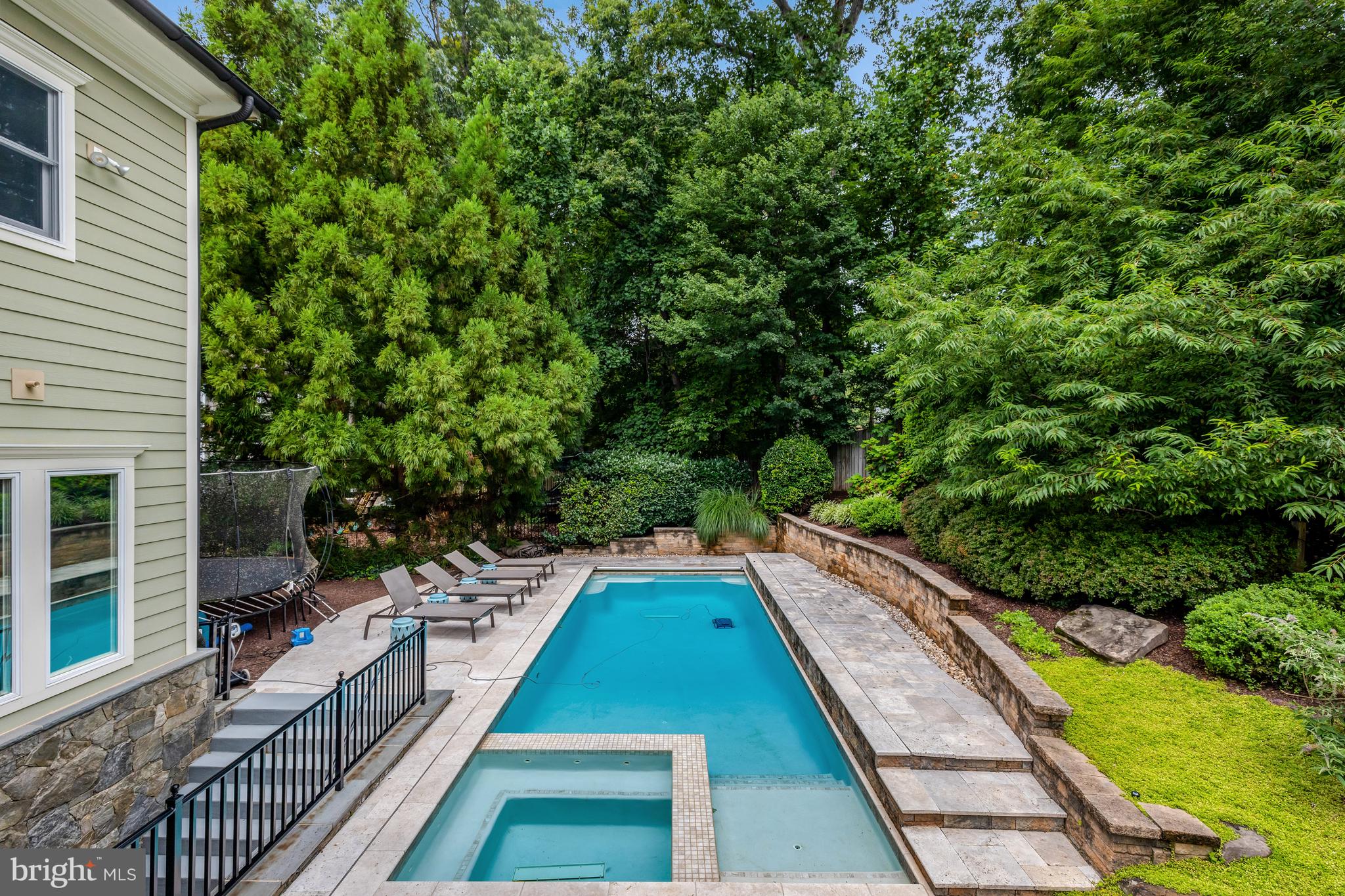 6031 CORLAND COURT