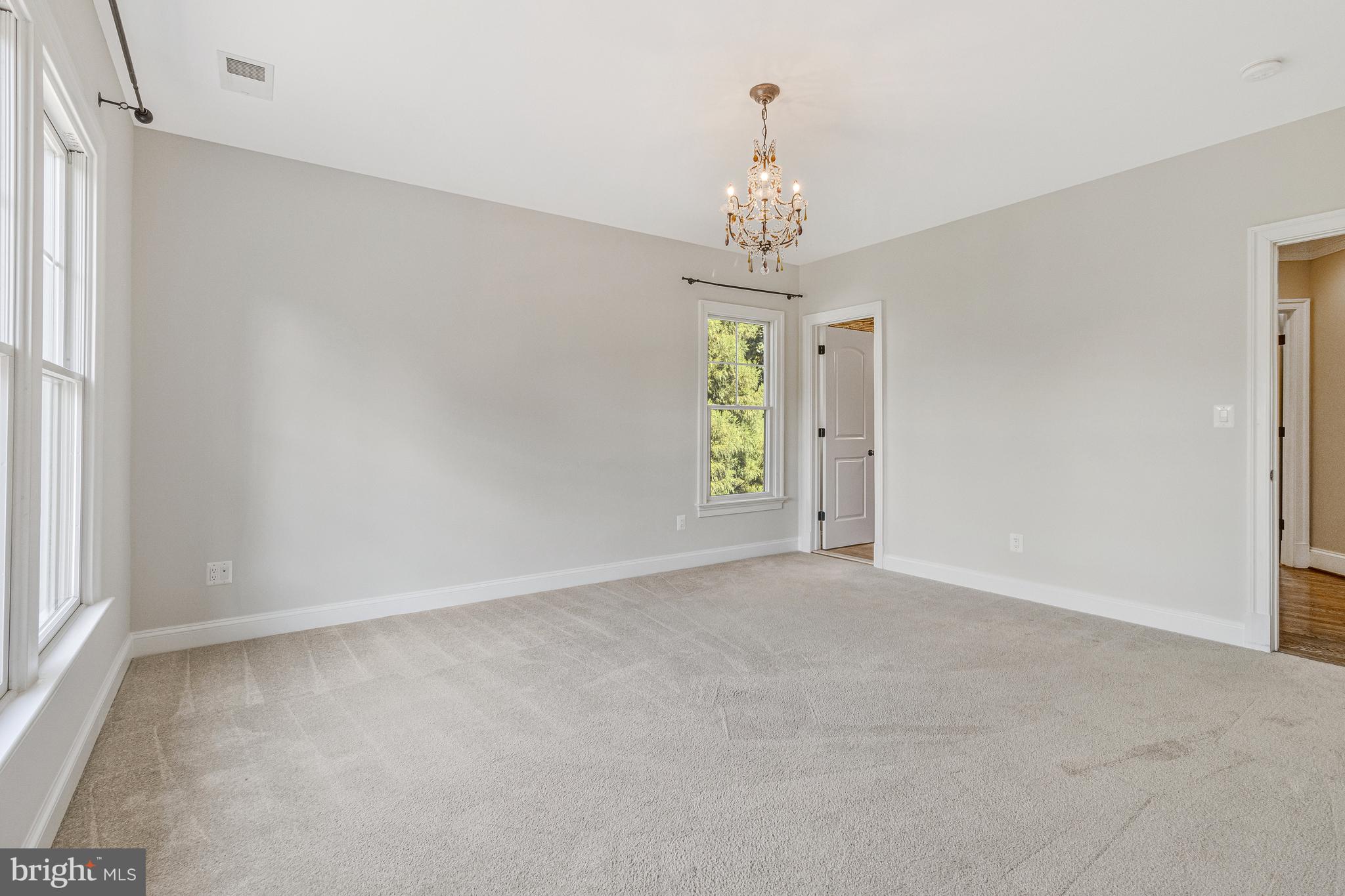 6031 CORLAND COURT
