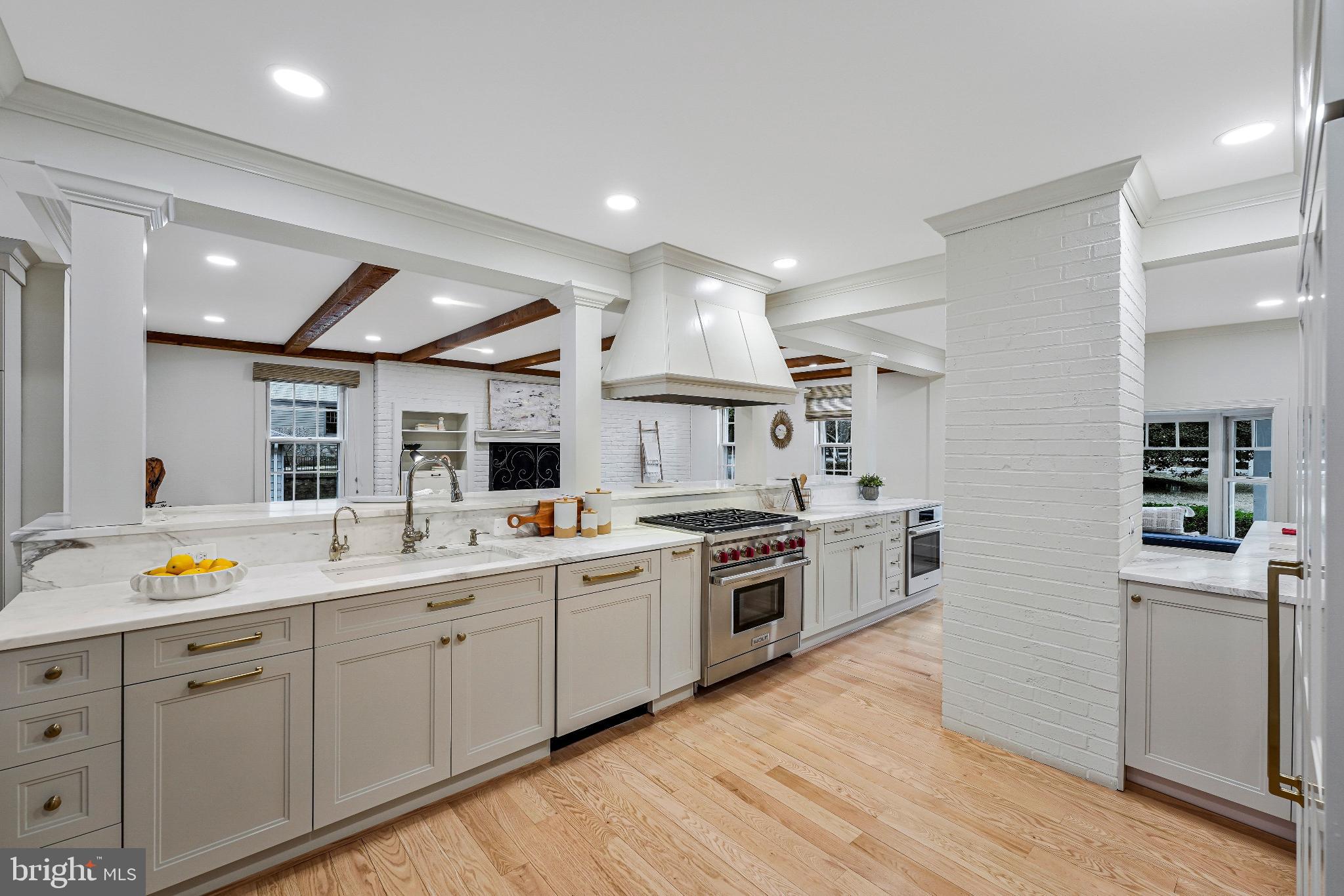 1120 BALLS HILL ROAD