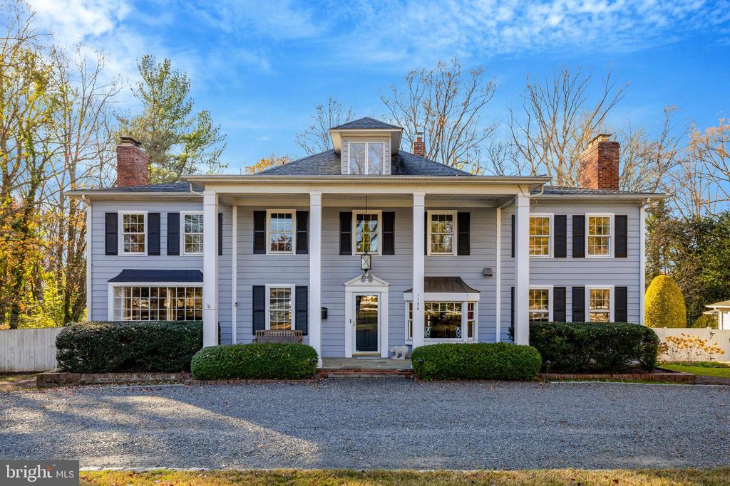 1120 BALLS HILL ROAD