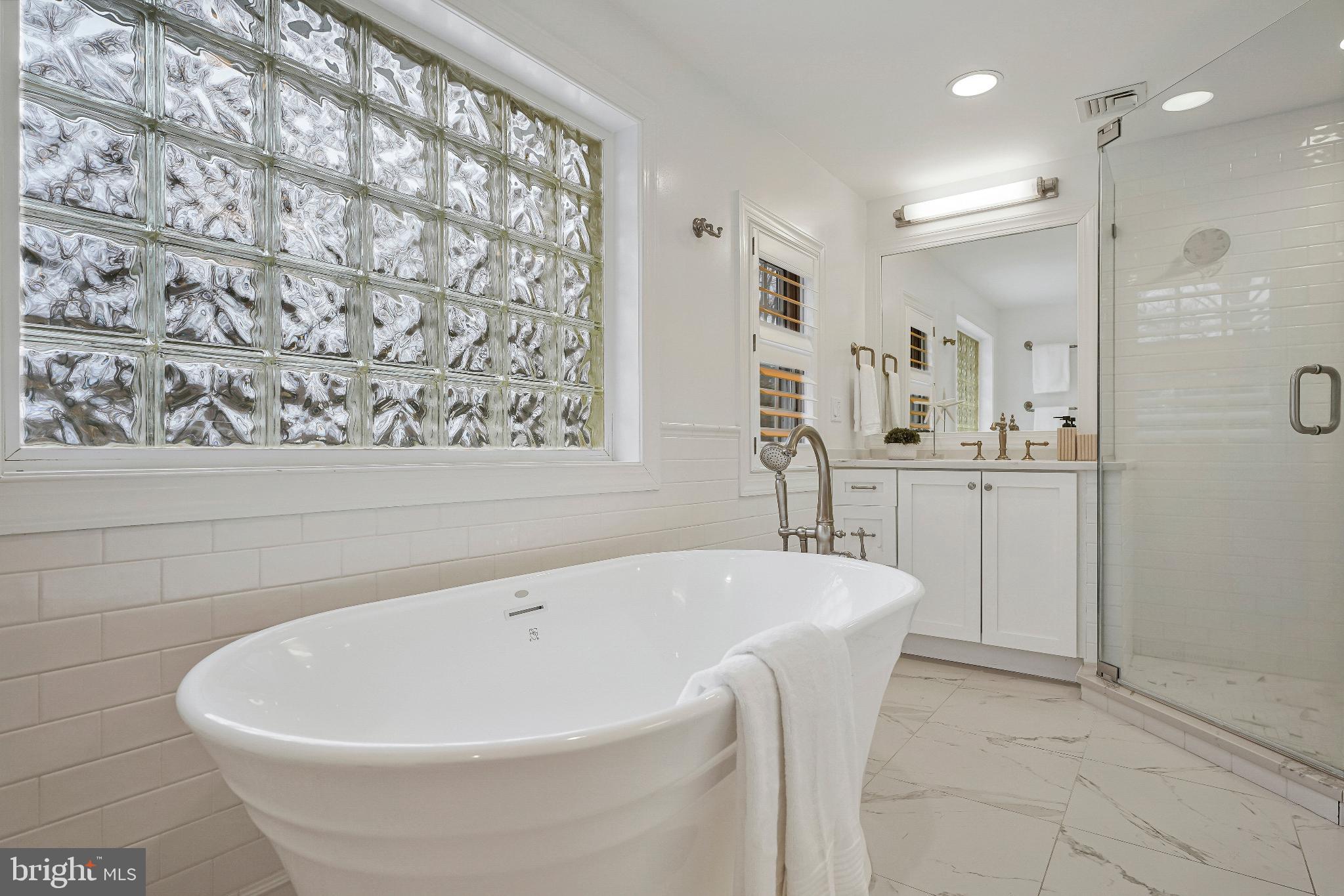 1120 BALLS HILL ROAD