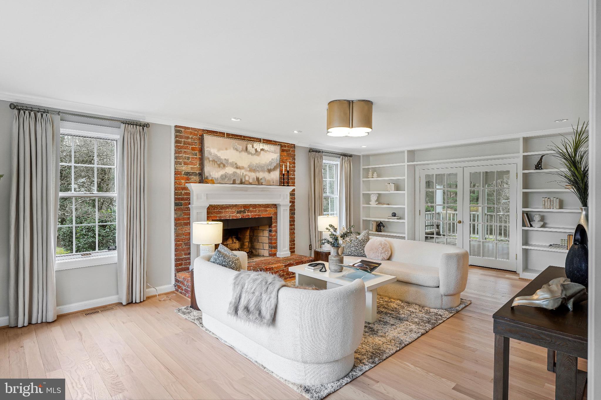 1120 BALLS HILL ROAD