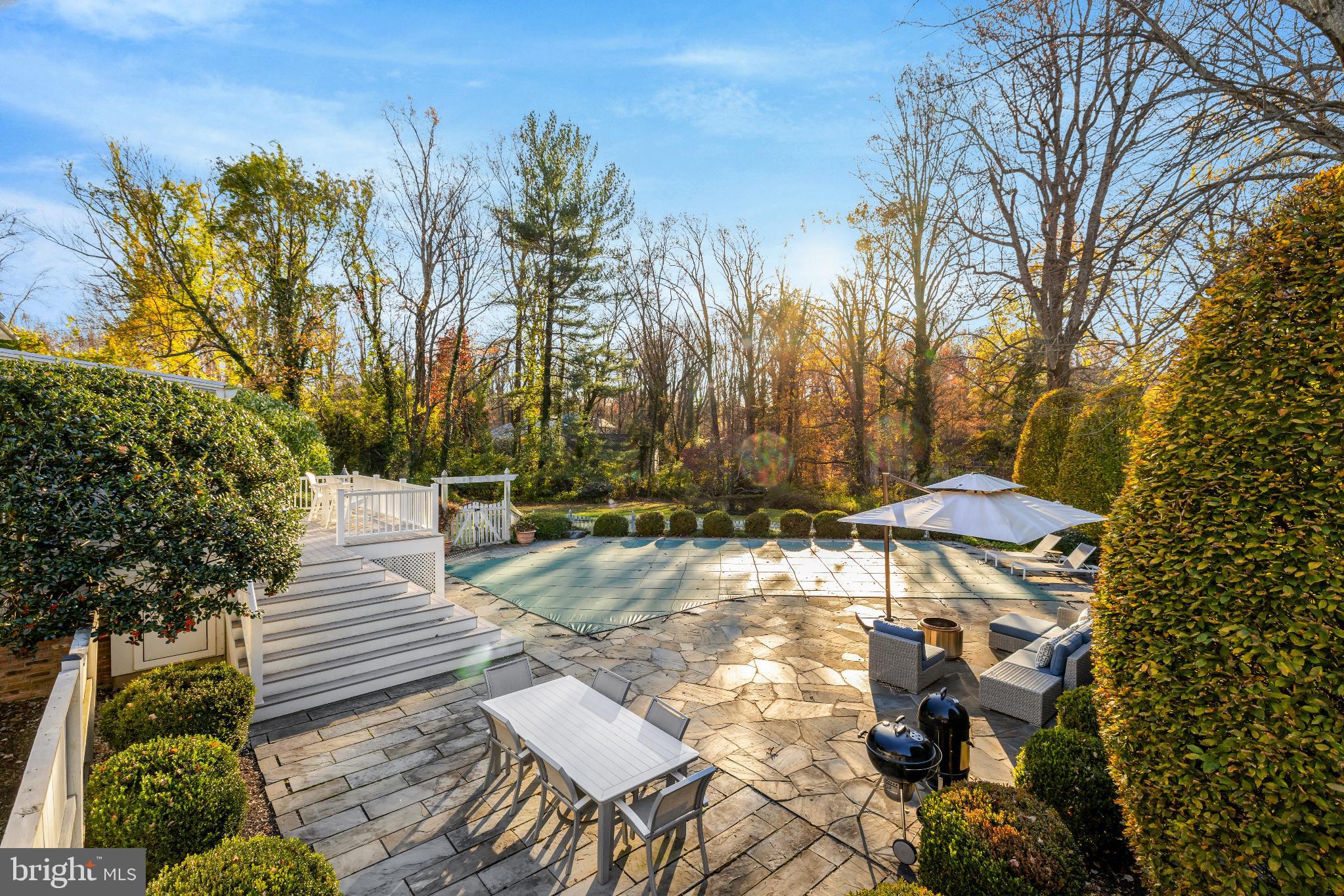 1120 BALLS HILL ROAD