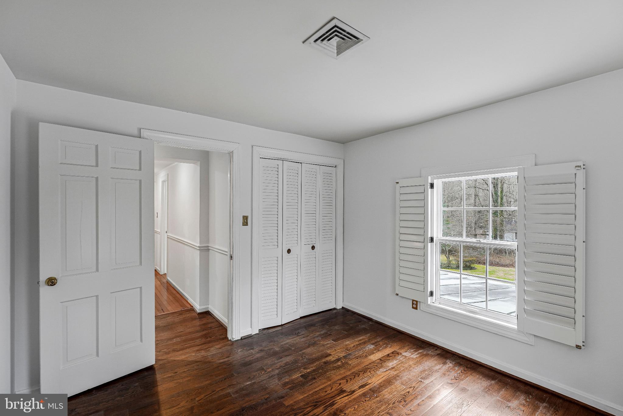 1120 BALLS HILL ROAD