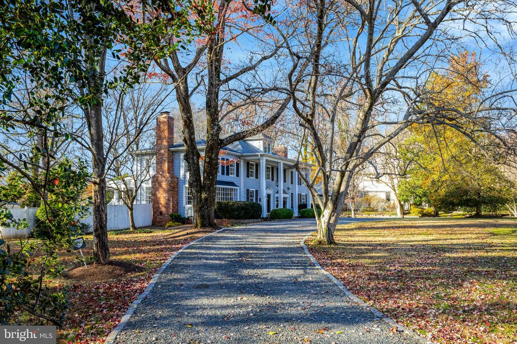 1120 BALLS HILL ROAD
