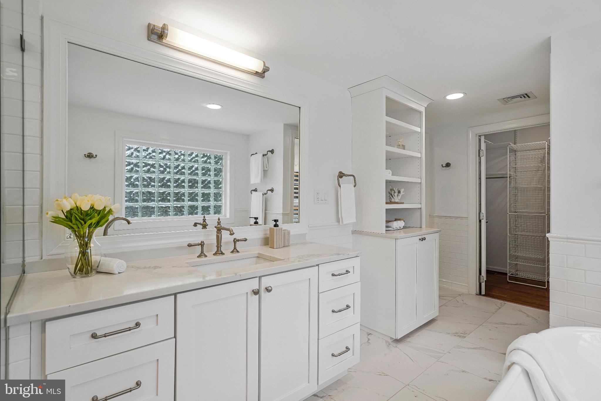 1120 BALLS HILL ROAD