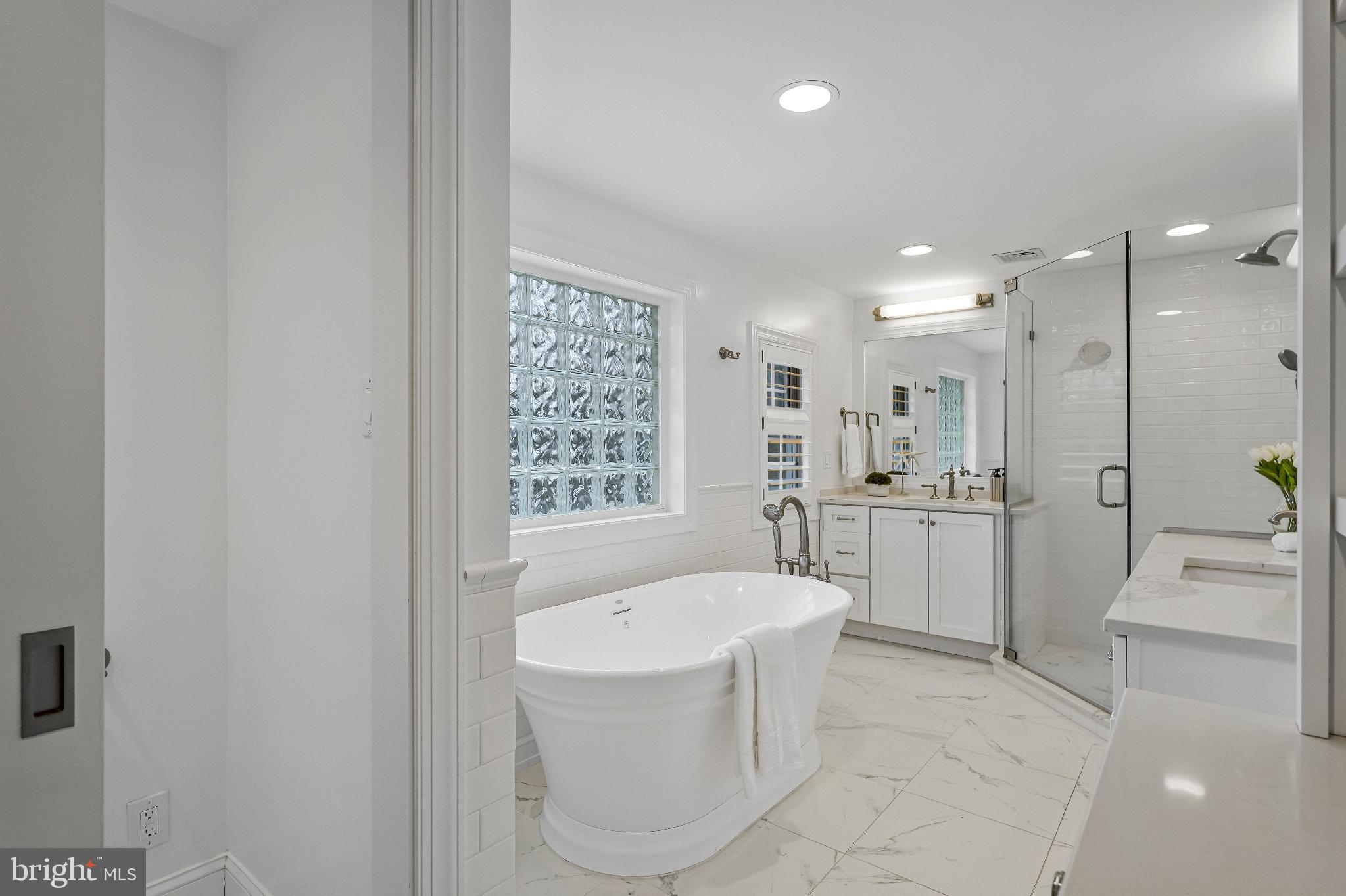 1120 BALLS HILL ROAD