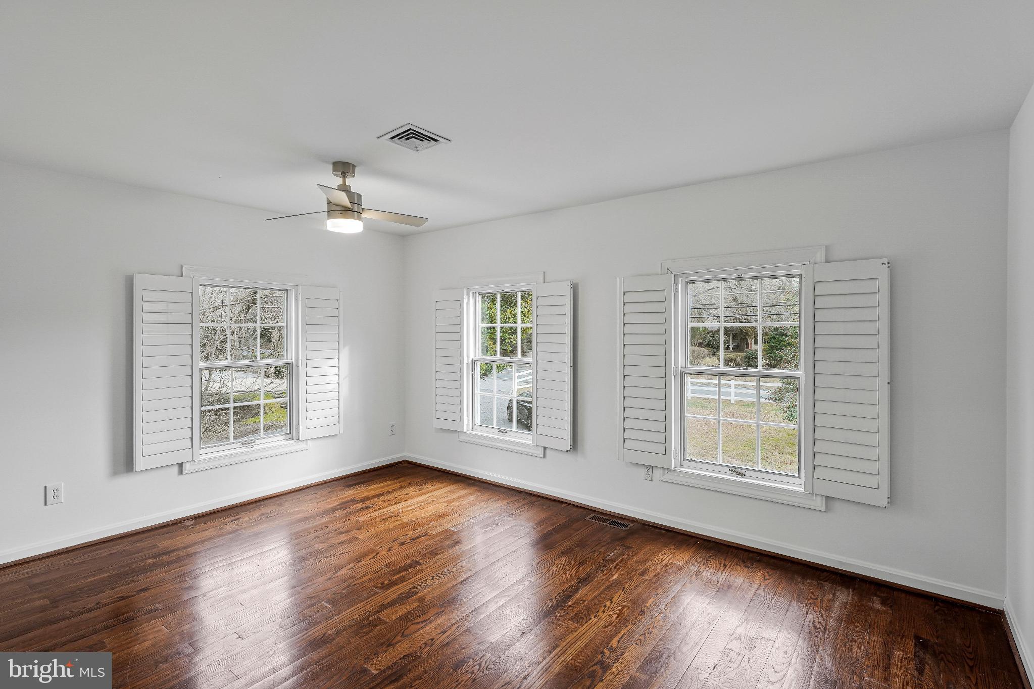 1120 BALLS HILL ROAD