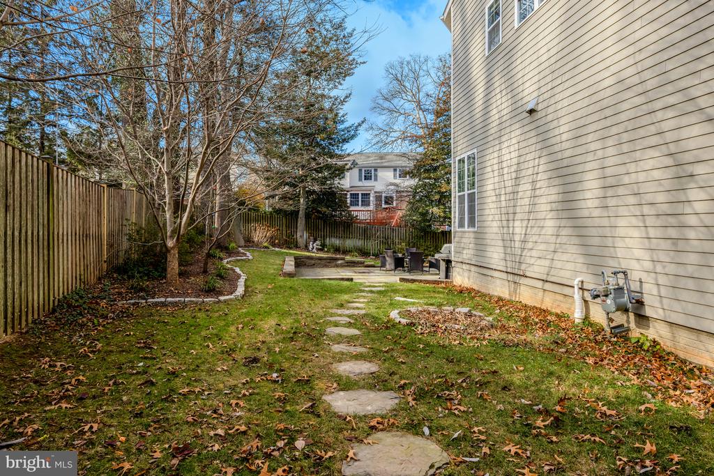 1228 PROVIDENCE TERRACE