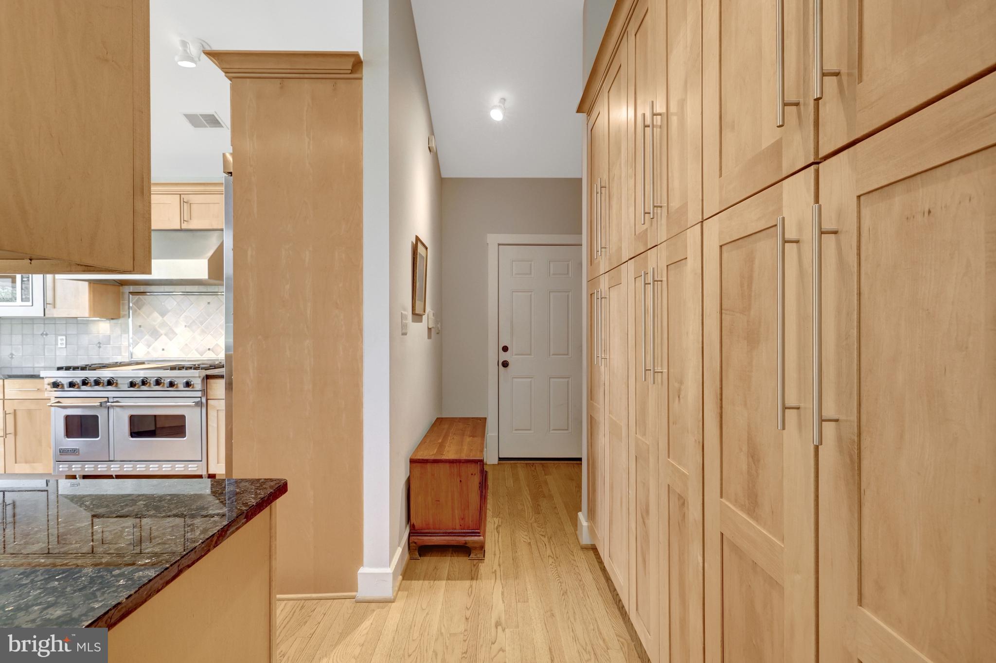 1432 WAGGAMAN CIRCLE