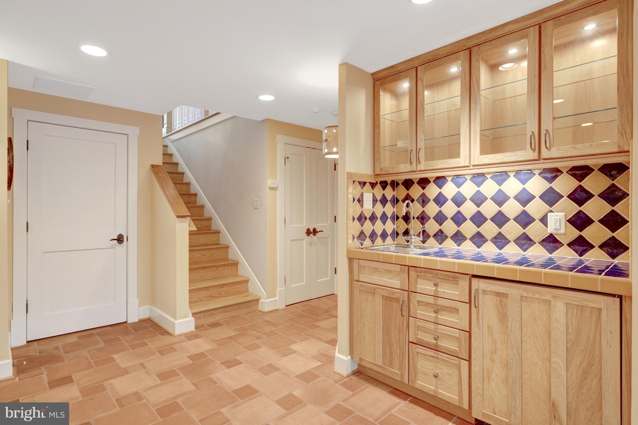 1432 WAGGAMAN CIRCLE