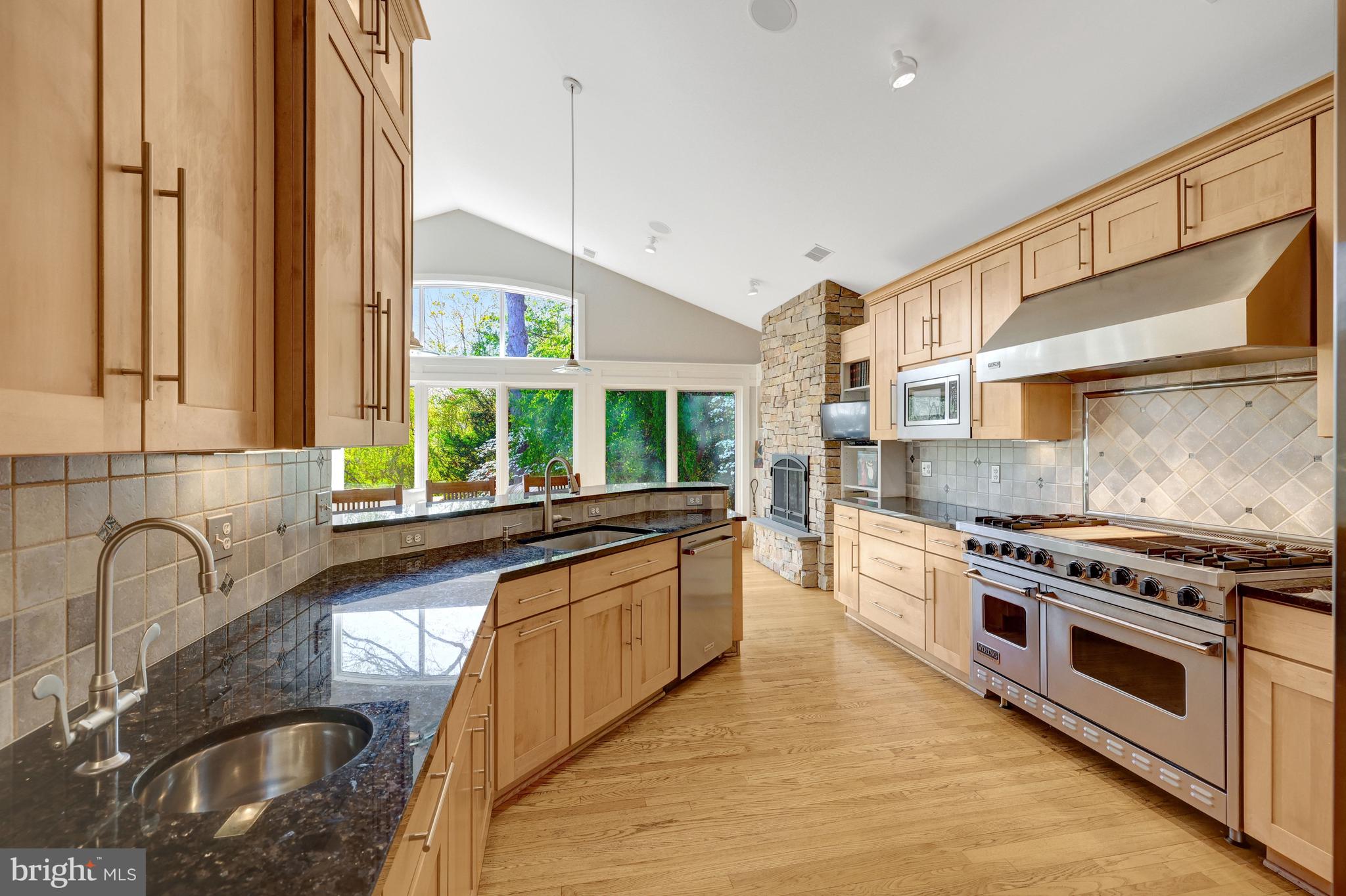 1432 WAGGAMAN CIRCLE