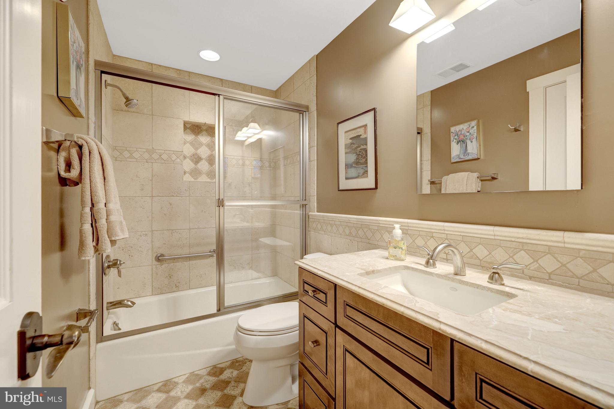 1432 WAGGAMAN CIRCLE