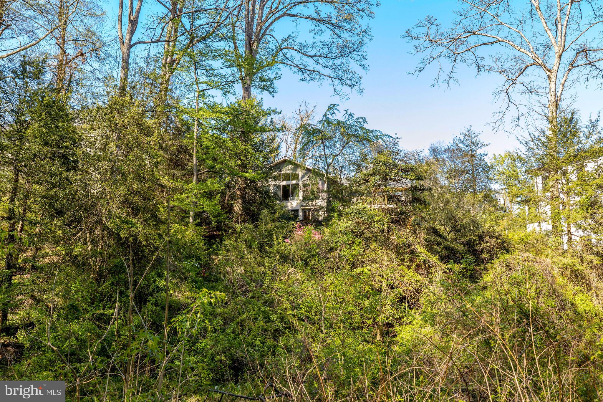 1432 WAGGAMAN CIRCLE