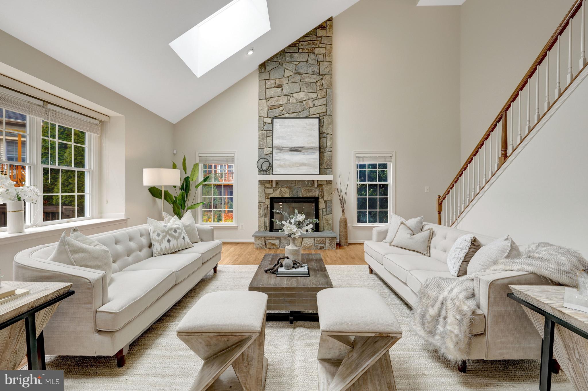 1295 GATESMEADOW WAY