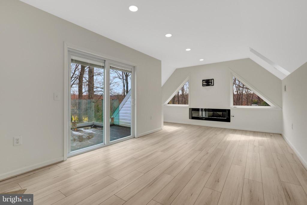 1108 BELLVIEW ROAD