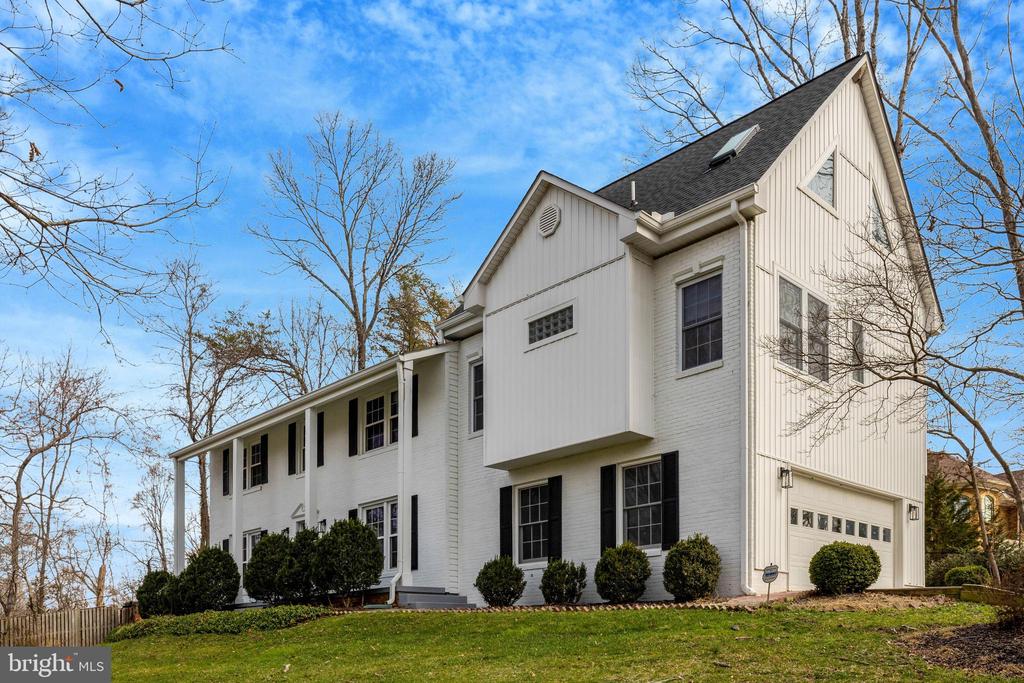 1108 BELLVIEW ROAD
